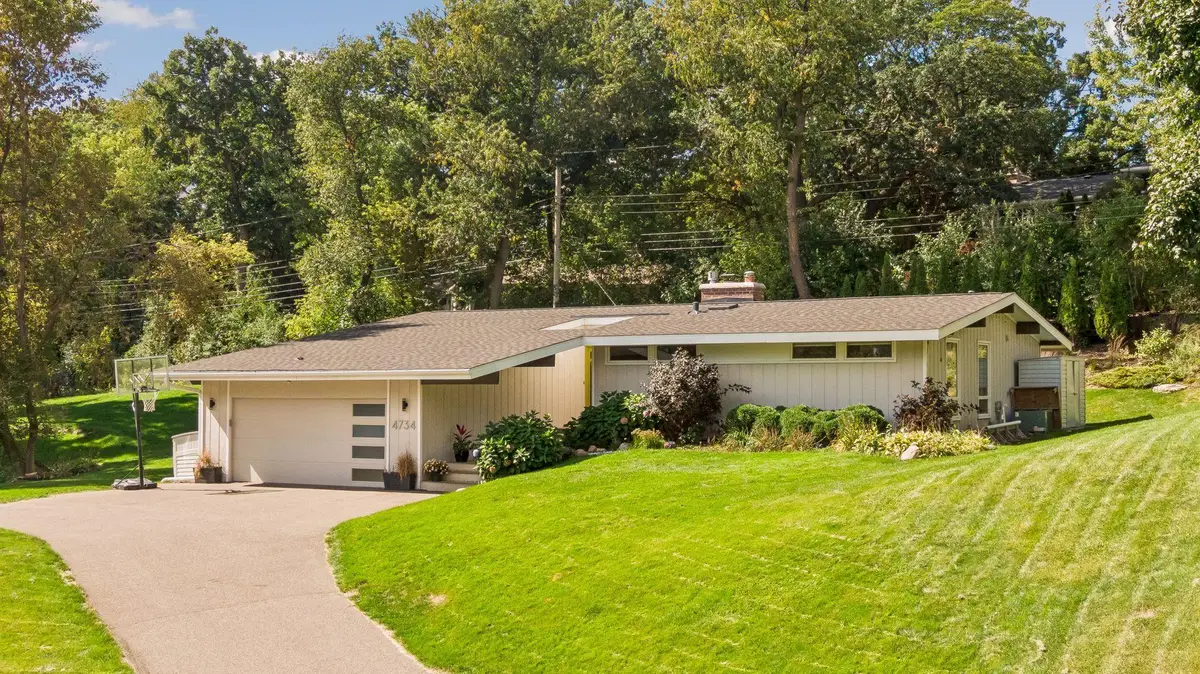 4734 Coventry Road E, Minnetonka, MN 55345 - #1