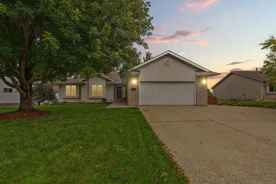 812 Lancer Drive Ne, Owatonna, MN 55060 - #3