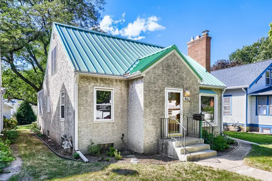 641 8th Avenue N, South Saint Paul, MN 55075 - #2