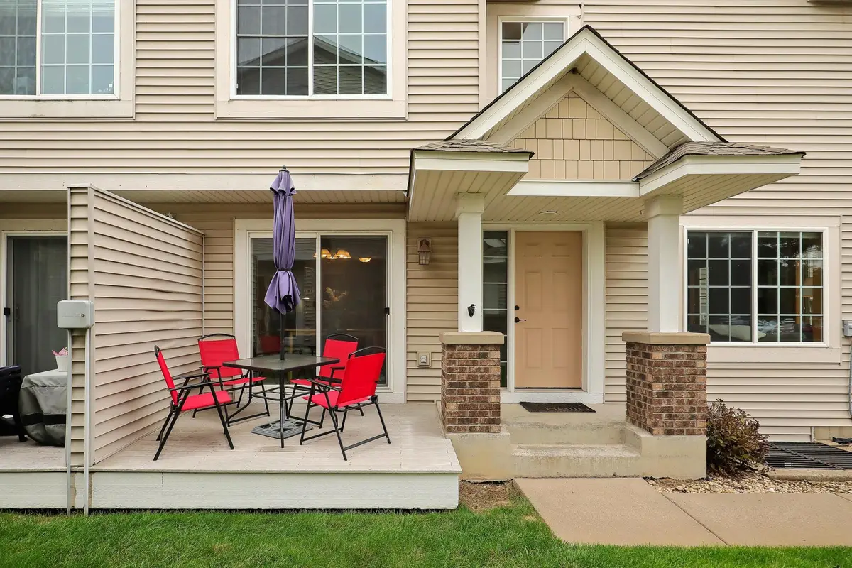 1645 County Road D E, Maplewood, MN 55109 - #1