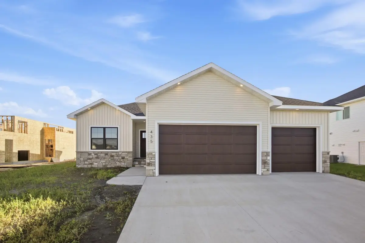 435 Goose Lane, Casselton, ND 58012 - #1