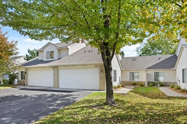 7987 Forest Boulevard #Unit F, Woodbury, MN 55125