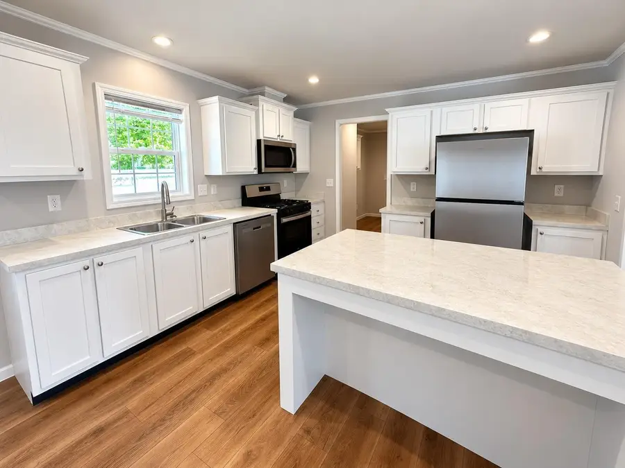 215 N Mckay Avenue #2, Alexandria, MN 56308 - #2