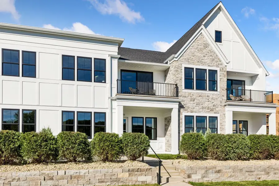 9206 Avienda Way, Chanhassen, MN 55317 - #3