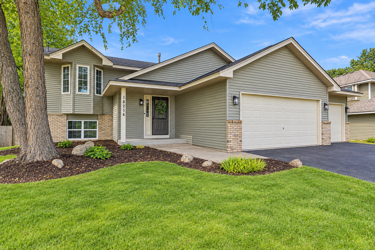 18214 Ironton Street Nw, Elk River, MN 55330 - #1