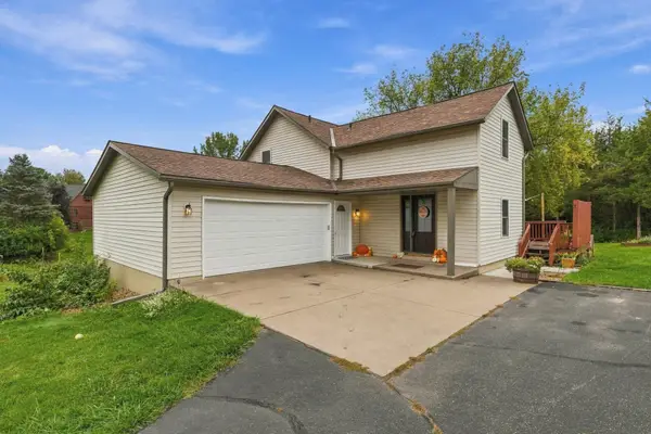 858 Bradley Drive, Hudson, WI 54016