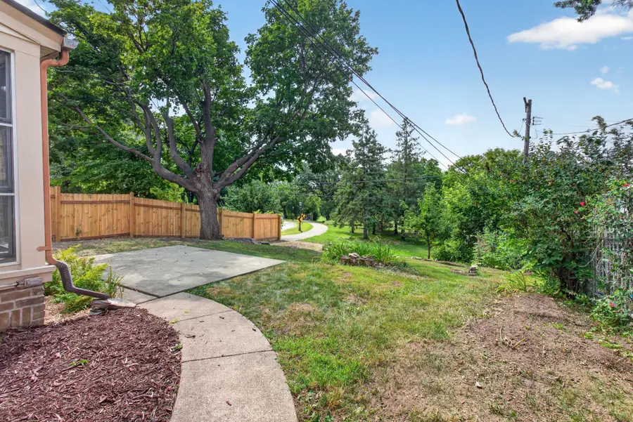 1100 Montana Avenue W, Saint Paul, MN 55108 - #2