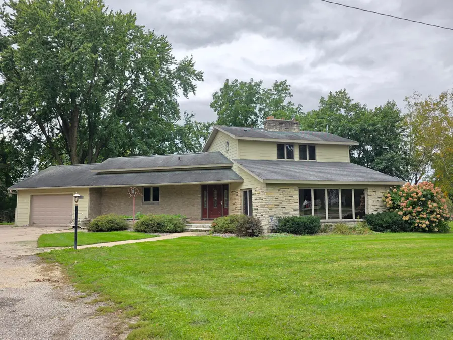 240 1st Street Sw, Elgin, MN 55932 - #3