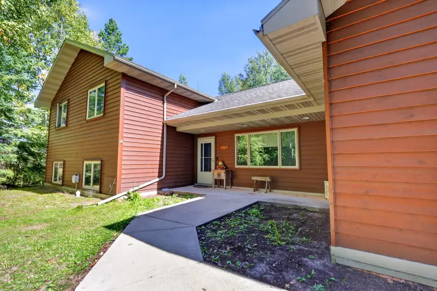 112 Bay Road, Coleraine, MN 55722 - #2