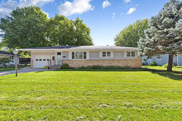 620 11th Avenue Se, Waseca, MN 56093