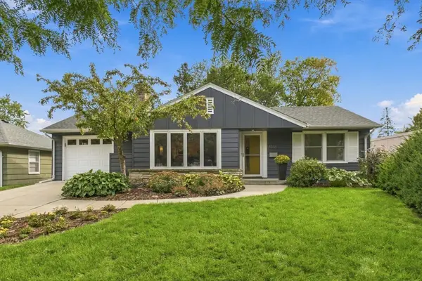 1786 Saunders Avenue, Saint Paul, MN 55116