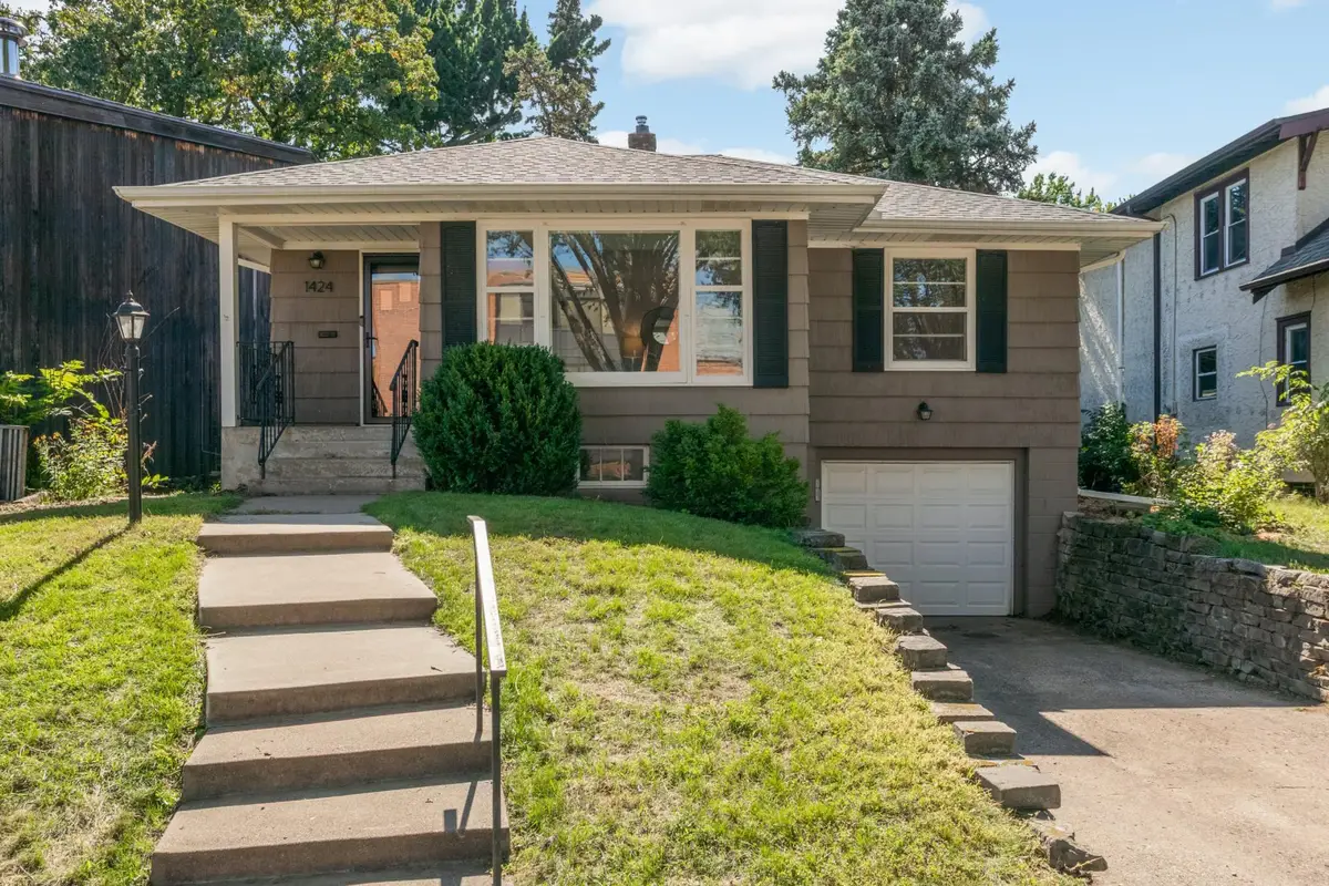 1424 Almond Avenue, Saint Paul, MN 55108 - #1