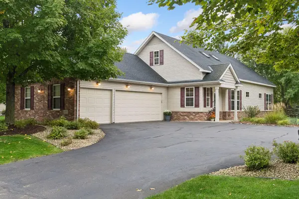 10571 Mississippi Circle N, Brooklyn Park, MN 55443