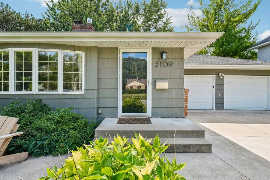 5109 Grove Street, Edina, MN 55436 - #2