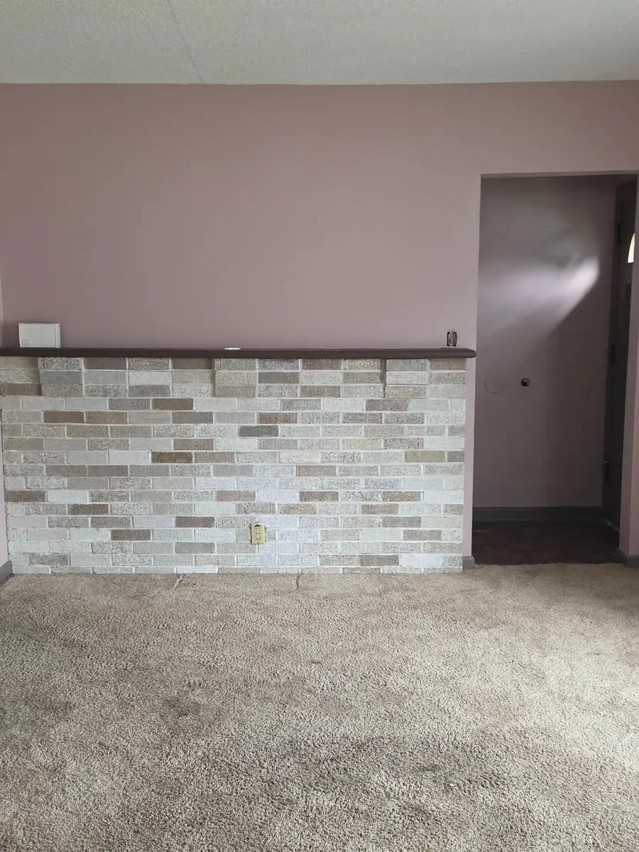 905 Ulstad Avenue, Albert Lea, MN 56007 - #3