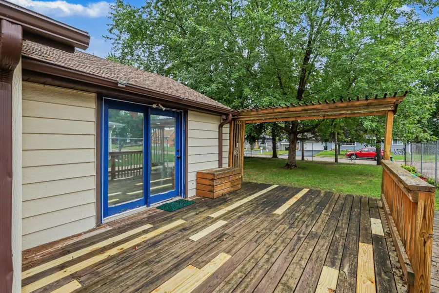 231 Longfellow Street Ne, Fridley, MN 55432 - #3