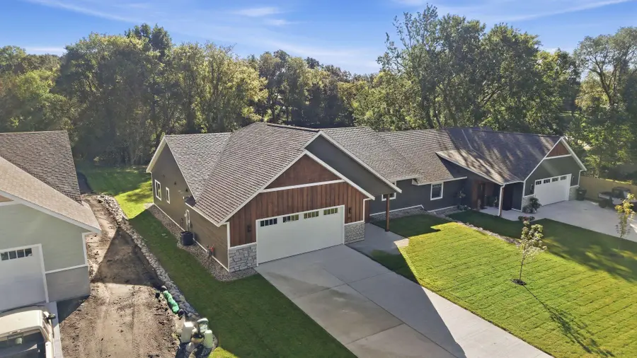 115 NW Pine Street, New London, MN 56273 - #3