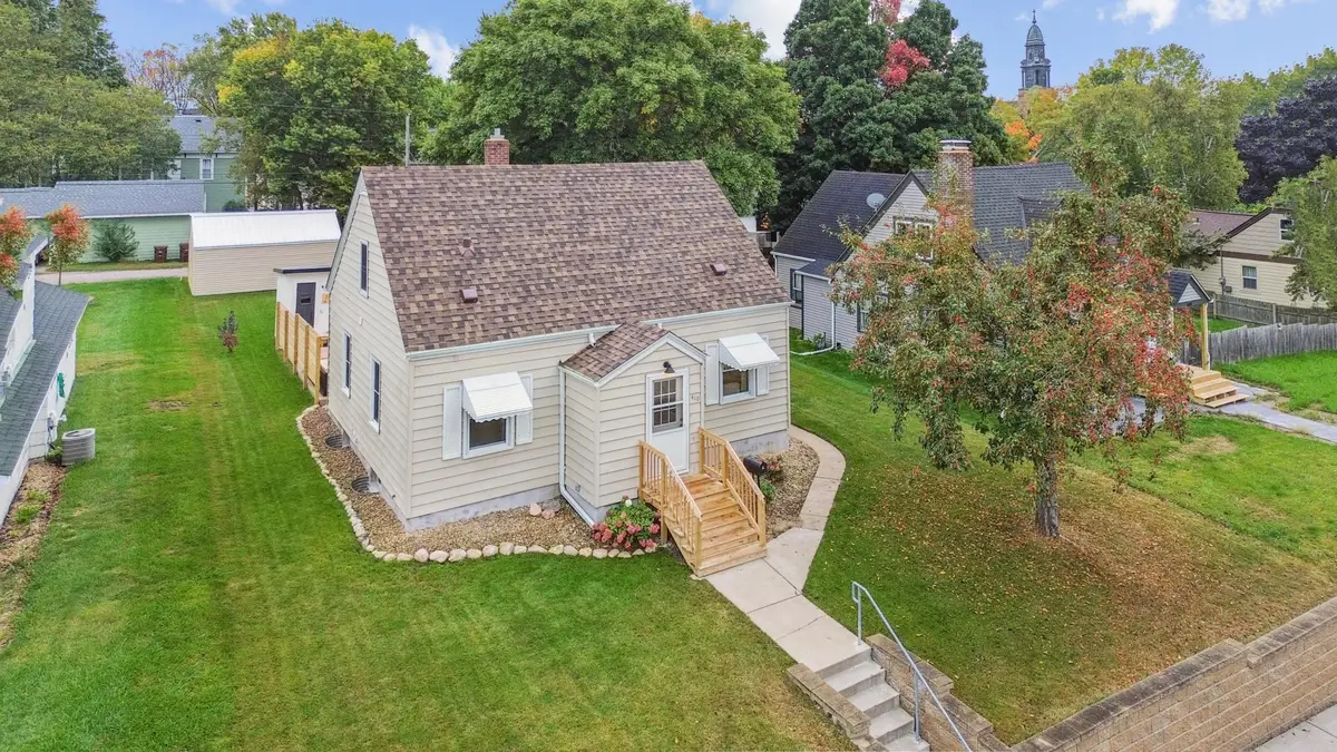 410 2nd Avenue Nw, Buffalo, MN 55313 - #1