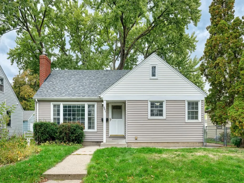 961 California Avenue W, Saint Paul, MN 55117 - #1