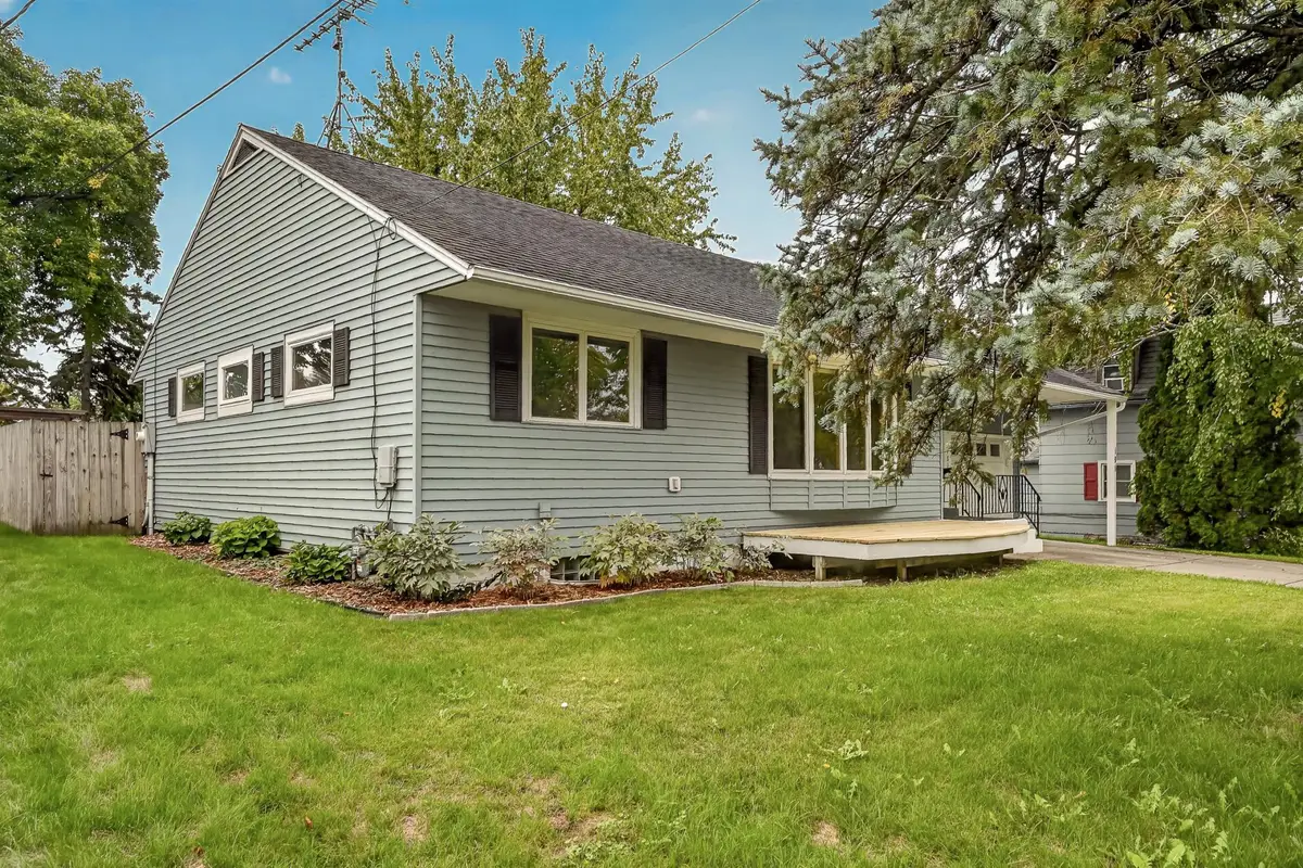 181 E 7th Street, Zumbrota, MN 55992 - #1