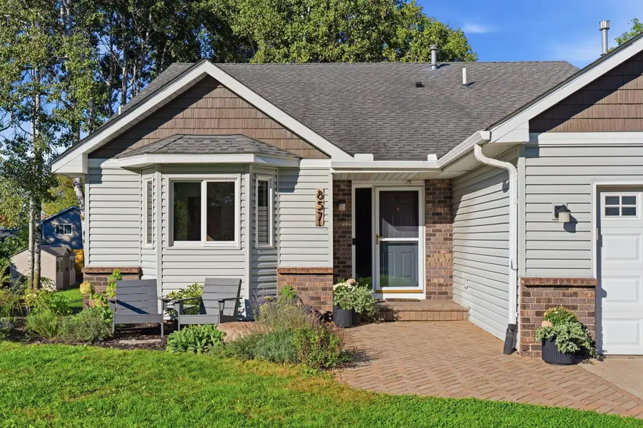 857 Oday Street S, Maplewood, MN 55119 - #2