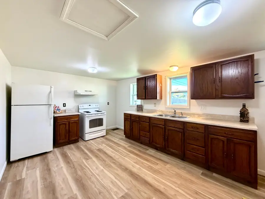 615 6th Street Se, Bemidji, MN 56601 - #2