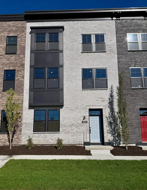 2273 Beechwood Avenue, Saint Paul, MN 55116