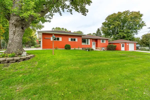 1320 S Mabelle Avenue, Fergus Falls, MN 56537