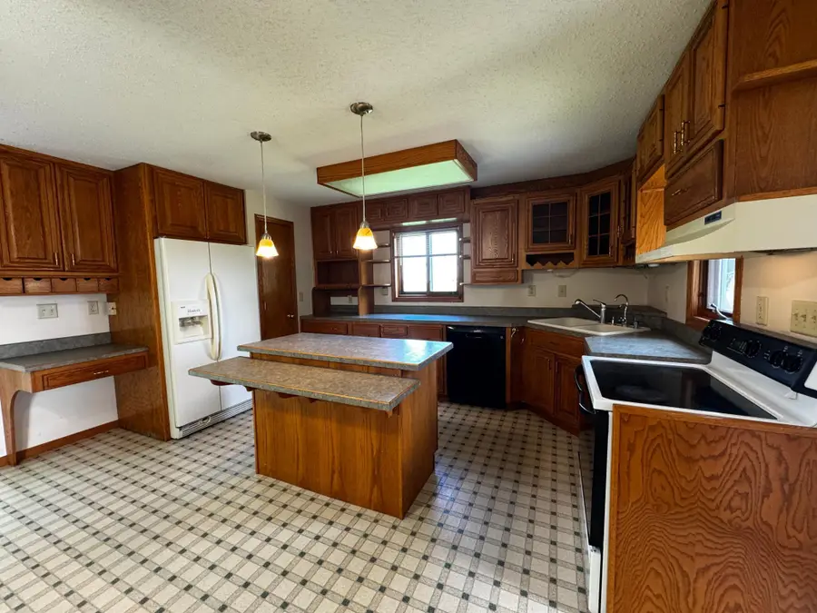 1567 County Road 7, Balaton, MN 56115 - #3