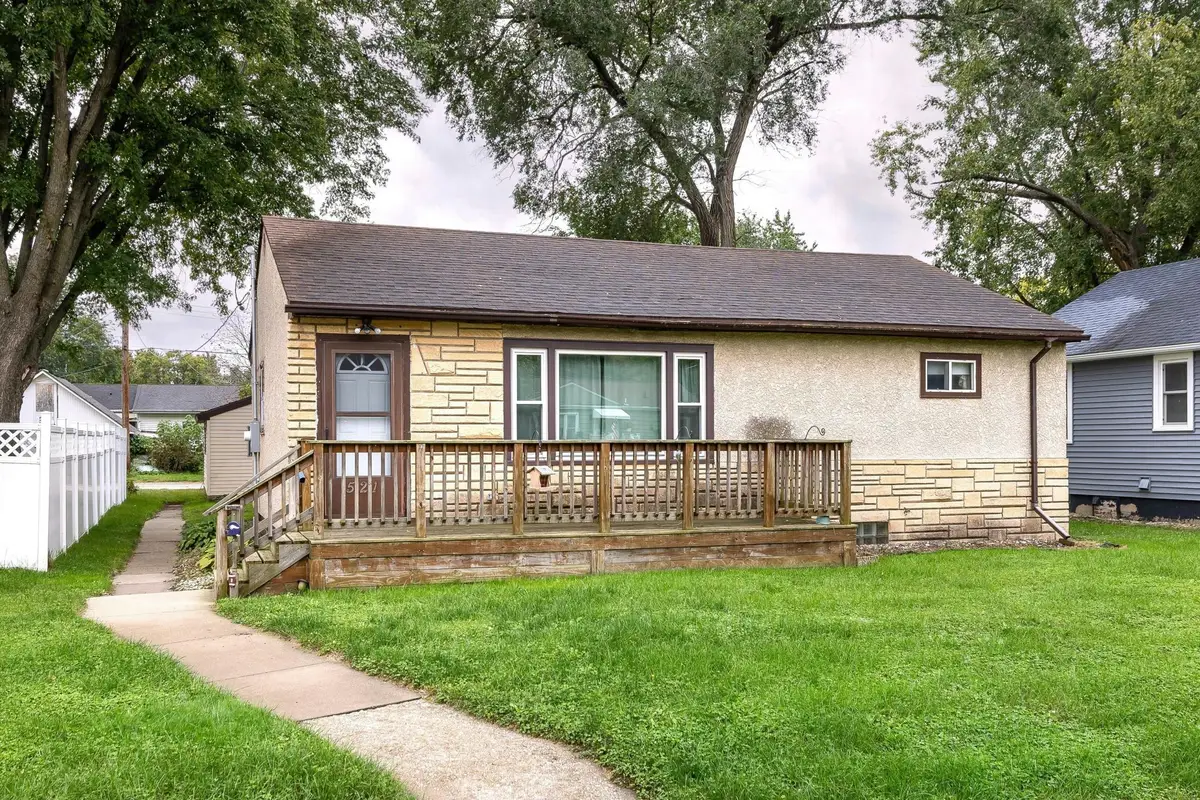 521 S 2nd Street, La Crescent, MN 55947 - #1