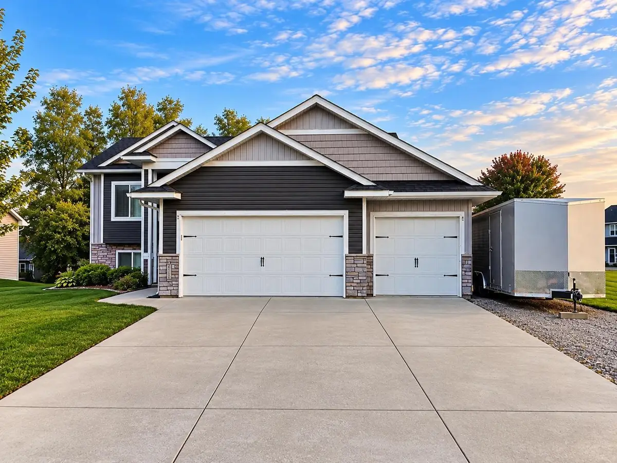 2161 Maple Street Sw, Howard Lake, MN 55349 - #1