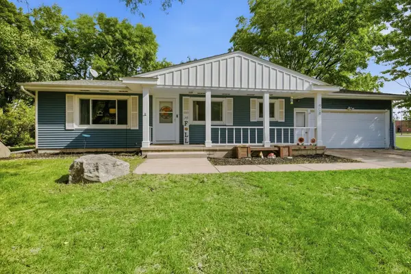 908 Brenda Lee Drive, Saint Cloud, MN 56303