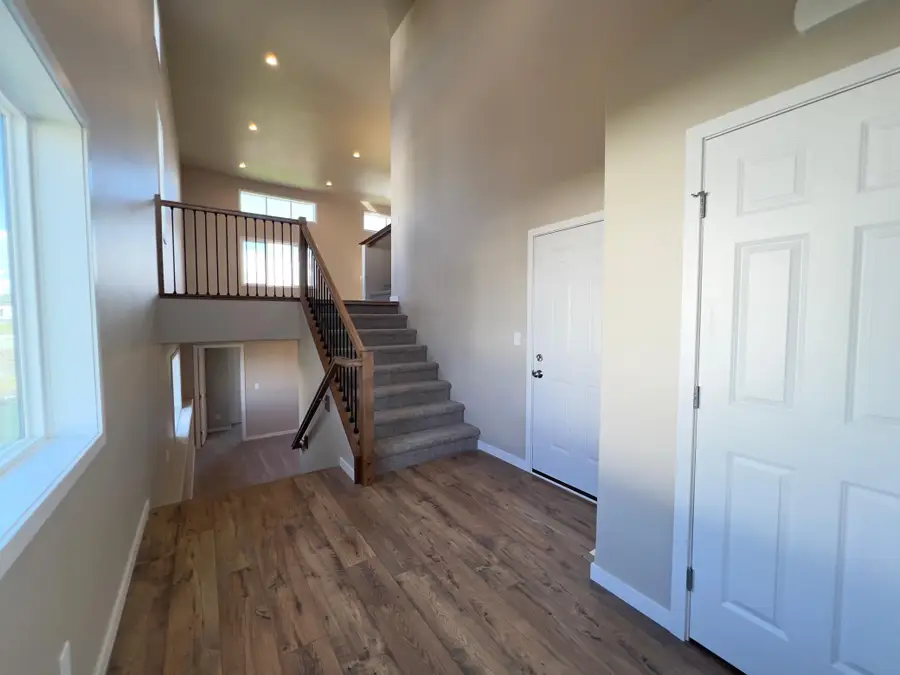 6776 32nd Street S, Fargo, ND 58104 - #2
