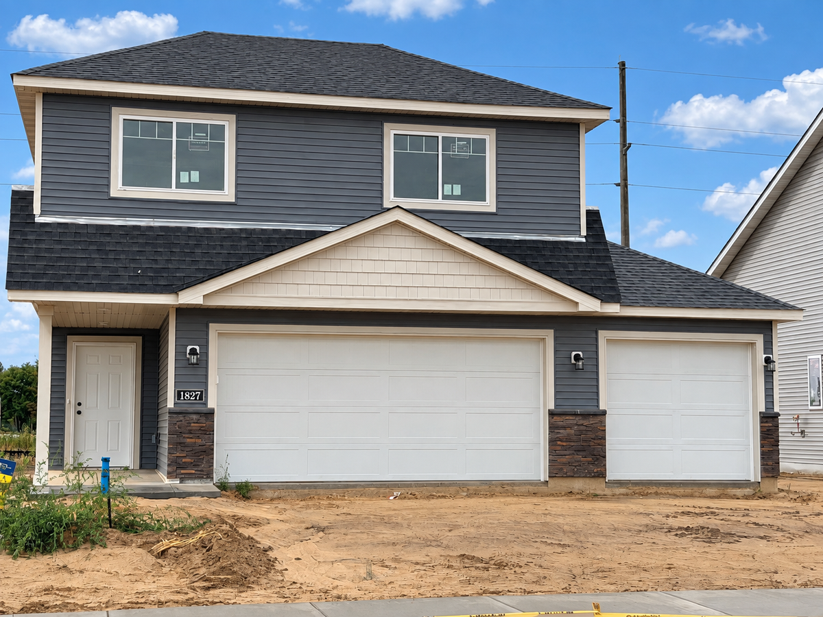 1827 Pierce Street S, Cambridge, MN 55008 - #1