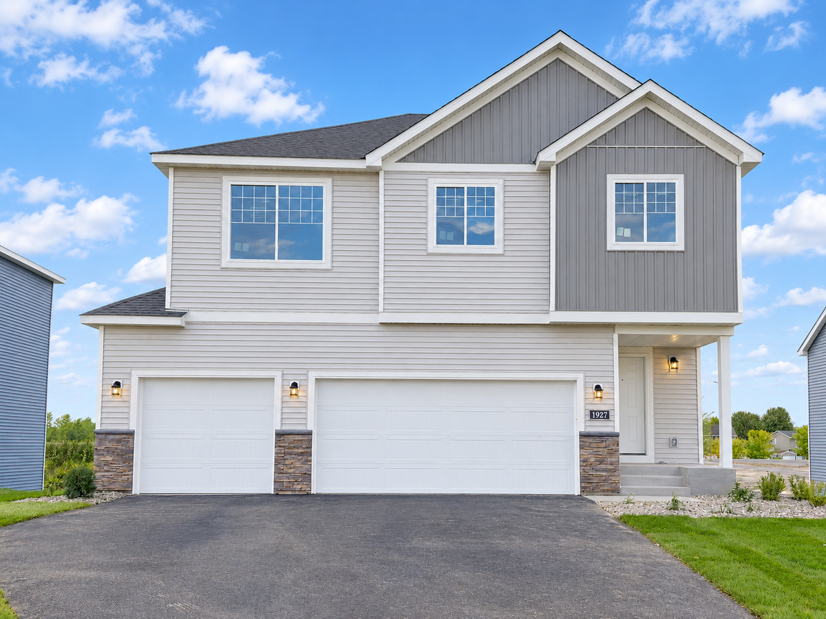 1927 Pierce Street S, Cambridge, MN 55008 - #1