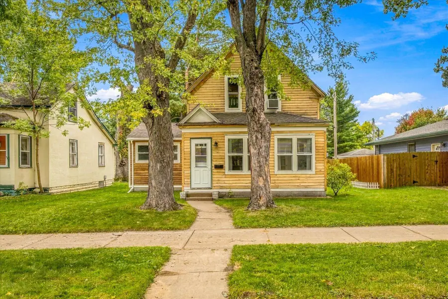 637 3rd Avenue Sw, Cambridge, MN 55008 - #2
