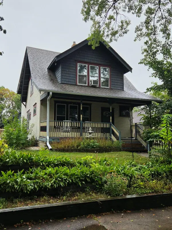 1471 Iglehart Avenue, Saint Paul, MN 55104