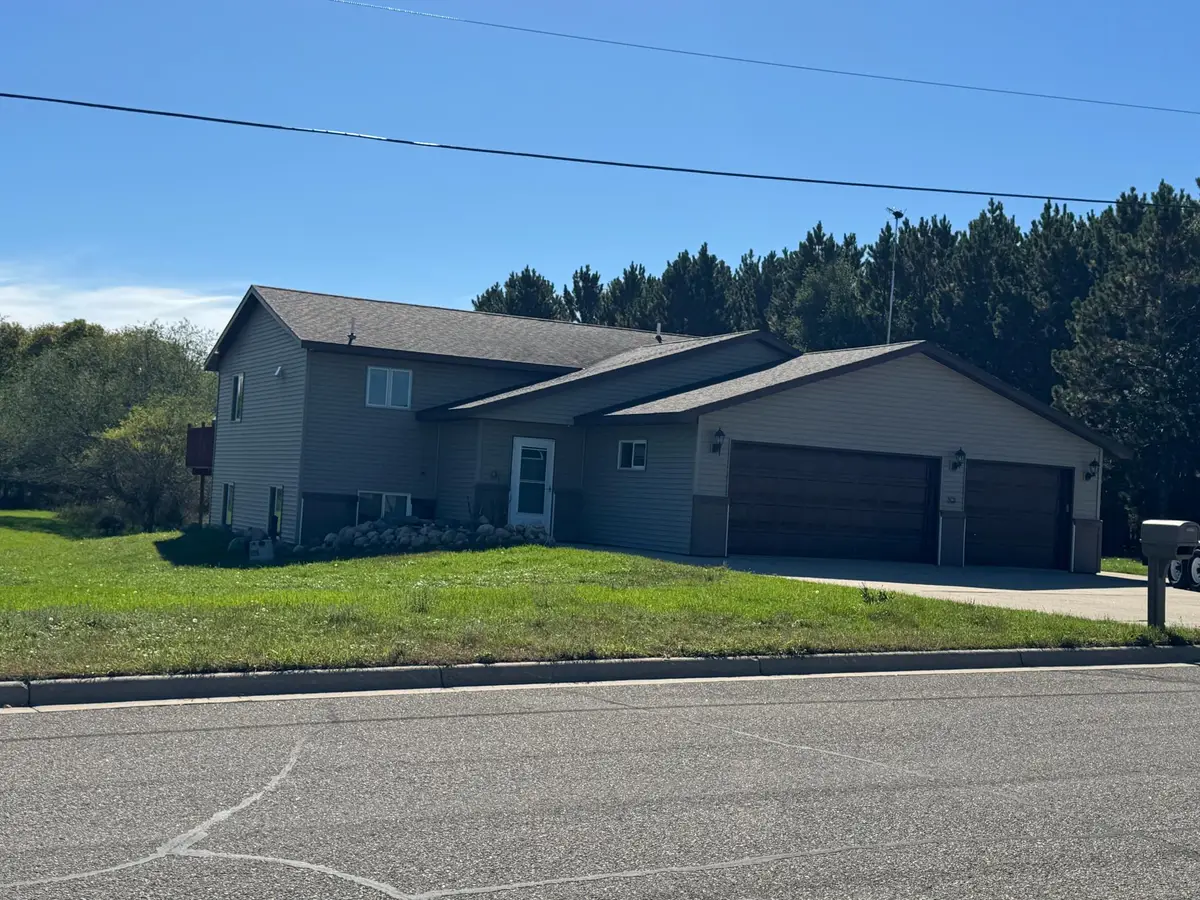 527 Madison Avenue Se, Wadena, MN 56482 - #1