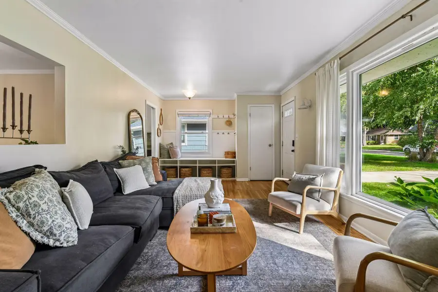420 Jackson Avenue S, Edina, MN 55343 - #3