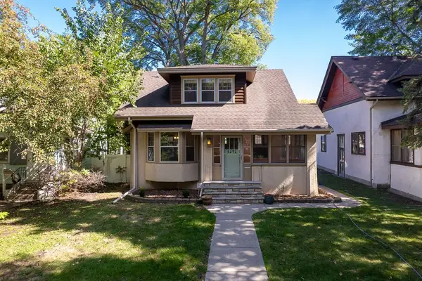 3241 30th Avenue S, Minneapolis, MN 55406