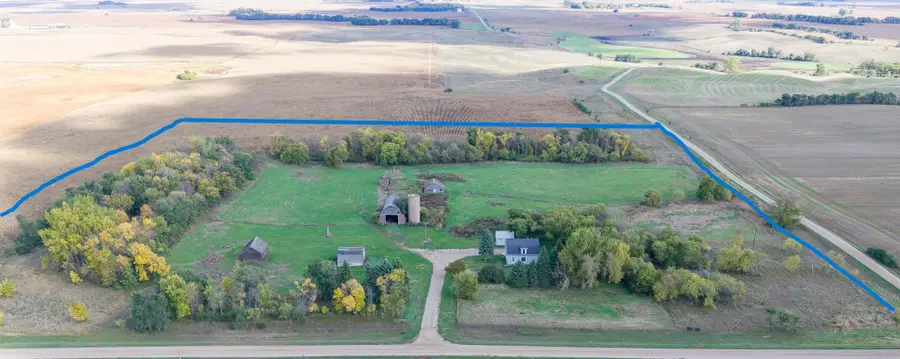 6192 127th Avenue Se, Lisbon, ND 58054 - #2