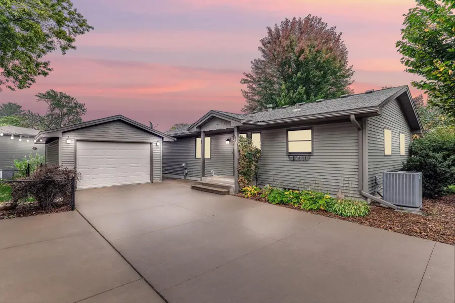 727 Riverside Drive N, Hudson, WI 54016 - #2
