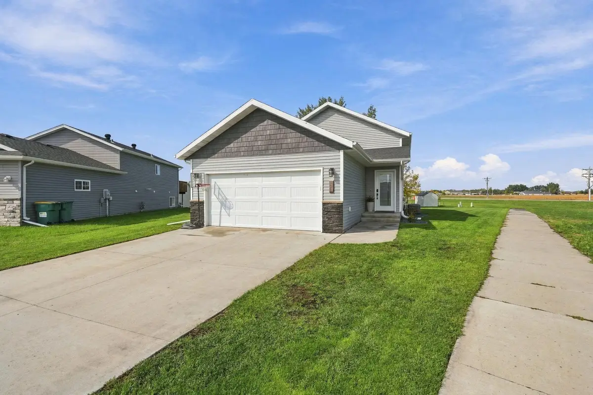 101 5th Street E, Horace, ND 58047 - #1