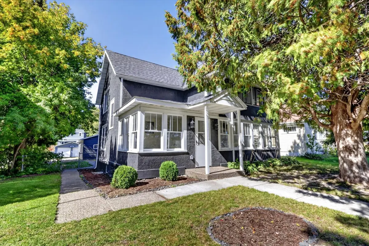 811 NW 1st Avenue, Grand Rapids, MN 55744 - #1