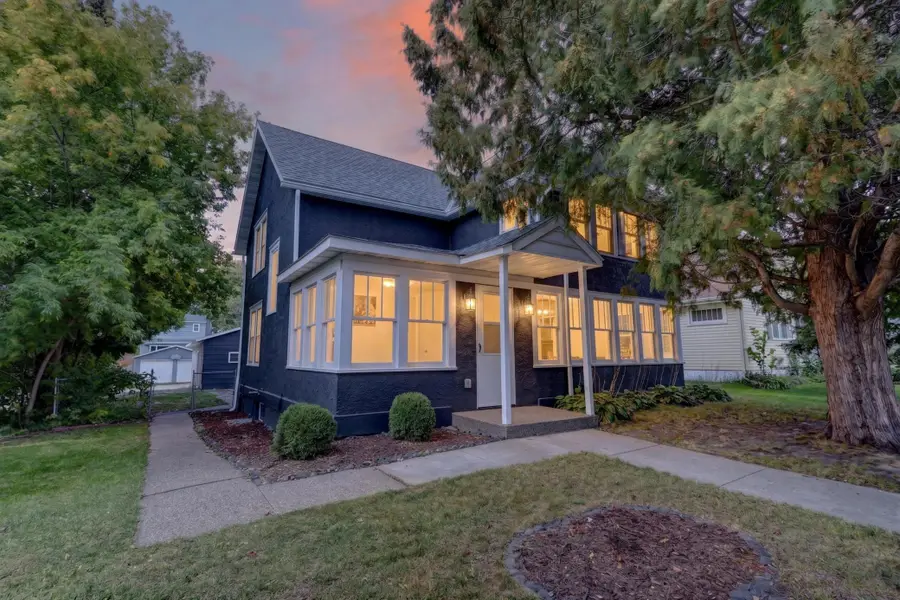 811 NW 1st Avenue, Grand Rapids, MN 55744 - #2