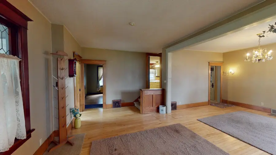 148 2nd Avenue Sw, Alden, MN 56009 - #3