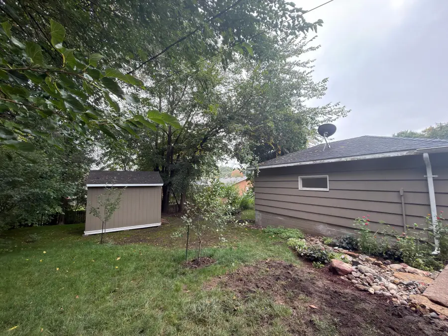 149 19th Avenue S, South Saint Paul, MN 55075 - #3