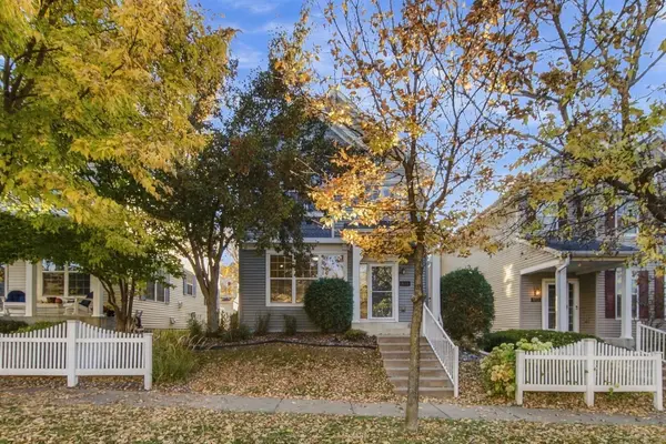 9769 Gable Drive, Eden Prairie, MN 55347