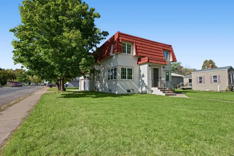 3617 2nd Avenue W, Hibbing, MN 55746 - #2