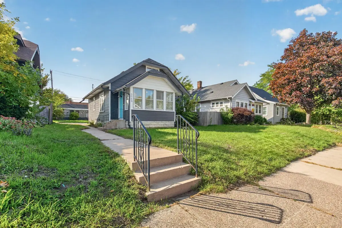 3943 Thomas Avenue N, Minneapolis, MN 55412 - #1